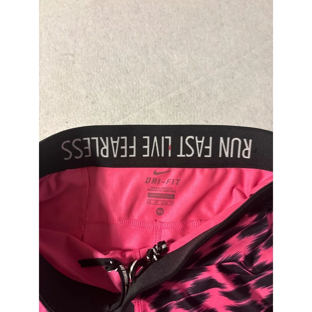 Nike Dri-Fit Pro Running Cropped Leggings Pink Black Ikat Pattern XS‎
